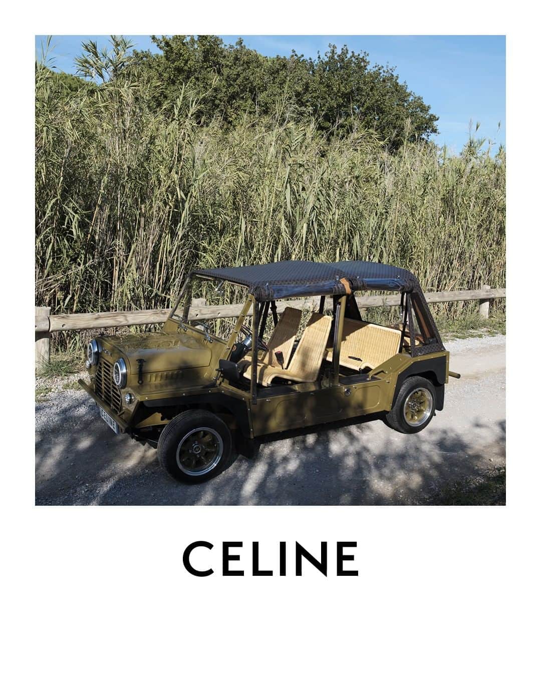 Celineさんのインスタグラム写真 - (CelineInstagram)「LA COLLECTION DE SAINT-TROPEZ CELINE PRINTEMPS-ETÉ 2023  SAINT-TROPEZ AND HEDI SLIMANE’S FRENCH RIVIERA CYCLE.  UPON ARRIVING AT CELINE IN 2018, HEDI SLIMANE LEFT CALIFORNIA WHERE HE LIVED FOR 10 YEARS AND SETTLED IN SAINT-TROPEZ.   LA COLLECTION DE SAINT TROPEZ CAMPAIGN WAS SHOT ALONG THE FRENCH RIVIERA COASTLINE. FOR THIS OCCASION, CELINE CUSTOMIZED A VINTAGE MINI MOKE VEHICLE. THE SMALL SUMMER BEACH CONVERTIBLE CAR ORIGINALLY DESIGNED FOR MILITARY PURPOSES, FIRST APPEARED IN 1964 AND QUICKLY BECAME A SYMBOL OF FREEDOM AND PLEASURE IN MANY SEASIDE TOWNS, ESPECIALLY IN SAINT-TROPEZ WHERE THE CAR WAS FAMOUSLY DRIVEN BY FRENCH ACTRESS AND MYTH BRIGITTE BARDOT.   FOR THIS SPECIAL PROJECT, THE CAR HAS BEEN CUSTOMIZED WITH A TRIOMPHE WOODEN STEERING WHEEL, A TRIOMPHE CANVAS HOOD AND DASHBOARD FEATURING TAN LEATHER ELEMENTS, WICKER SEATS AND SPARE WHEEL PROTECTION. A GOLDEN TRIOMPHE SIGNATURE APPEARS ON THE WHEELS AND GEAR SHIFT.  @MOKE INTERNATIONAL  @HEDISLIMANE PHOTOGRAPHY SAINT-TROPEZ OCTOBER 2022  #CELINEBYHEDISLIMANE」4月27日 0時58分 - celine