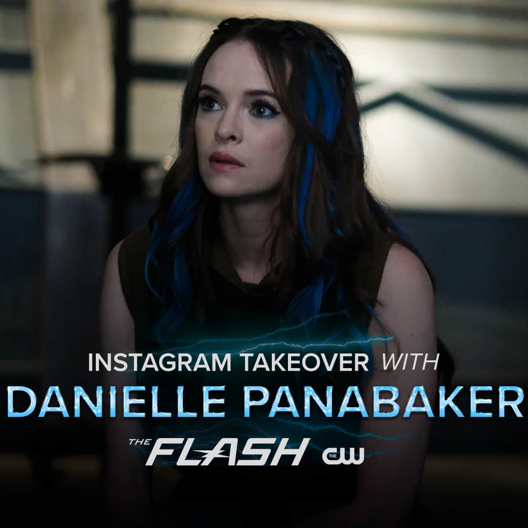 The Flashさんのインスタグラム写真 - (The FlashInstagram)「Talented in front of and behind the camera 🎥 @dpanabaker is taking over today! #TheFlash」4月27日 1時01分 - cwtheflash