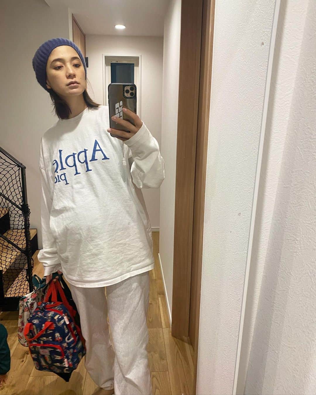 片桐ゆたかのインスタグラム：「ちょいとまえの👗👕👖 #シフクユタカ  ① tops #sea_japan pants #machupichu #ohshimarei   ② set up #sukuhome #tavy_hiroshima   ③ shirt #o0u  pants #machupichu #ohshimarei  #yutakakatagiri#maternity #マタニティ#3人目#妊娠中 #ママコーデ#カジュアル#片桐ゆたか」
