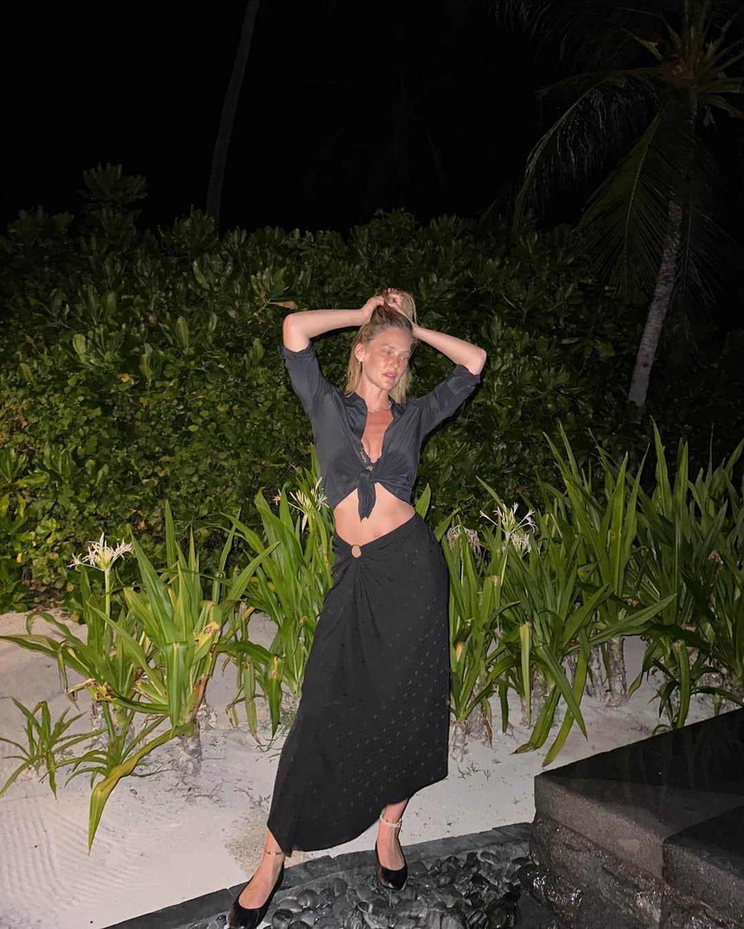 のインスタグラム：「Island life」