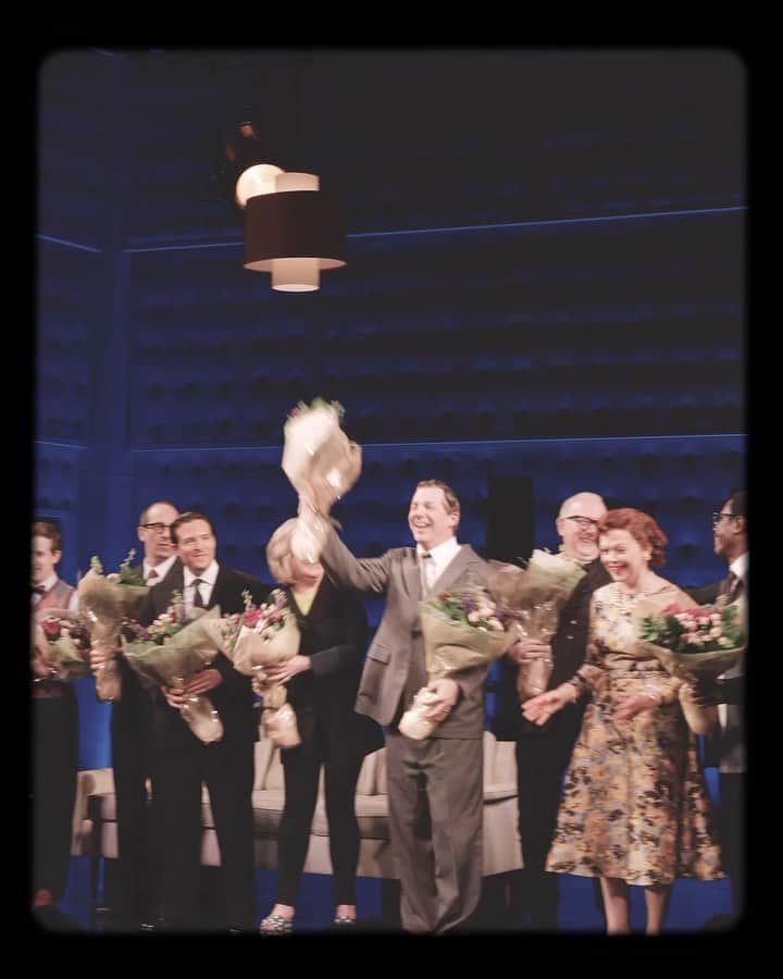 ショーン・ヘイズのインスタグラム：「What an incredible night! I’m so grateful for everyone with whom I get to work on this play and for everyone who came out for our Opening Night on Broadway. ❤️🎭❤️ #GoodNightOscar」