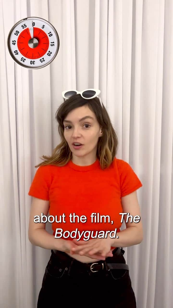 CHVRCHESのインスタグラム：「@LaureneveMayberry of @CHVRCHES will not stand for “The Bodyguard” slander.   #LaurenMayberry #CHVRCHES #TheBodyguard」