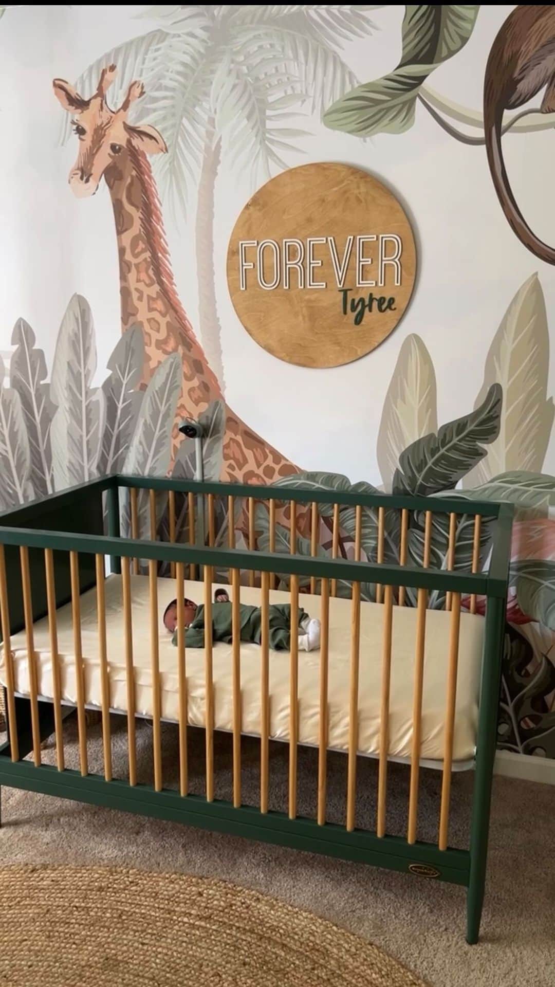 Lira Mercerのインスタグラム：「🌴NURSERY REVEAL🌴 As soon as I found out I was having a son, I saw this nursery in my head yall, & i had to have it. I made a folder & obsessed over every piece. I searched high & low for certain things, but I was COMMITTED to the project ! Everything was handpicked & whatever felt right when I thought of my son,  is what I bought. This is such a MOMENT! Nesting & Doing your nursery exactly how you want is so important for moms. I was so happy this whole time! So much love & energy went into this room & I wanna thank my family & my man for staying out of my way & letting me do my thang! 😂😂 Some of these pieces were on my registry so a VERY warm & special S/O to my tribe for coming thru & helping me bring this to life! Everyone was so amazing during this process. I have literally the best friends & family.  Forever Tyree Morris, Know that you are LOVED & I hope you love your nursery as much as mommy & daddy does!  🌴🦒🐘🦓🐆🐒🐯🌴」