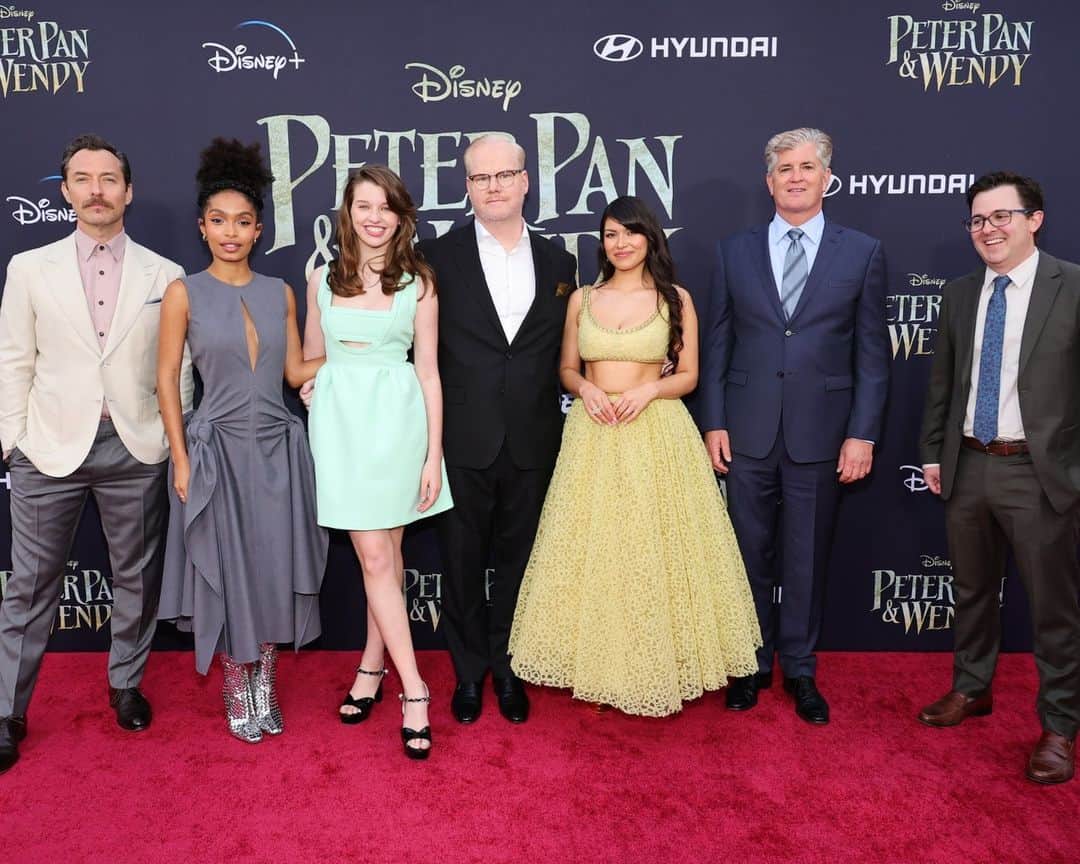 Disneyさんのインスタグラム写真 - (DisneyInstagram)「Last night's #PeterPanAndWendy red carpet was pixie-perfect. 🧚 Get ready to fly away to Never Land this Friday, and stream the film on @DisneyPlus.」4月27日 4時00分 - disney