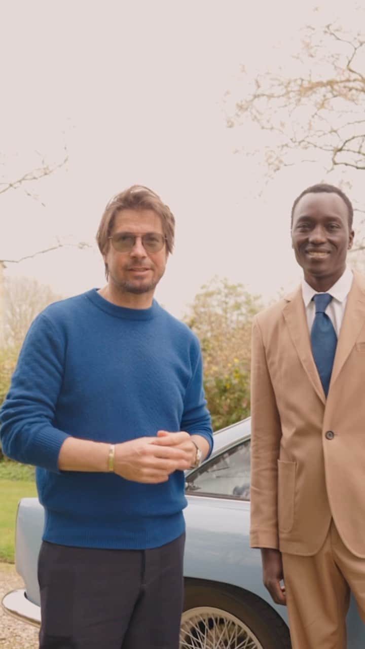のインスタグラム：「We’ve released two new suits constructed from a Tencel and cotton blend, which we’re very excited about. Pretty much everyone knows about how great a summer fabric cotton is, but Tencel, which is constructed from compressed cellulose, takes it to the next level since it’s super absorbent and wonderfully soft. It’s also very ecological. Win-win!⁠ ⁠ #oliverspencer #tencel #lyocell #summersuit #menssuits #tailoring #weddingsuit #groomsuit #style #mensstyle #mensfashion」