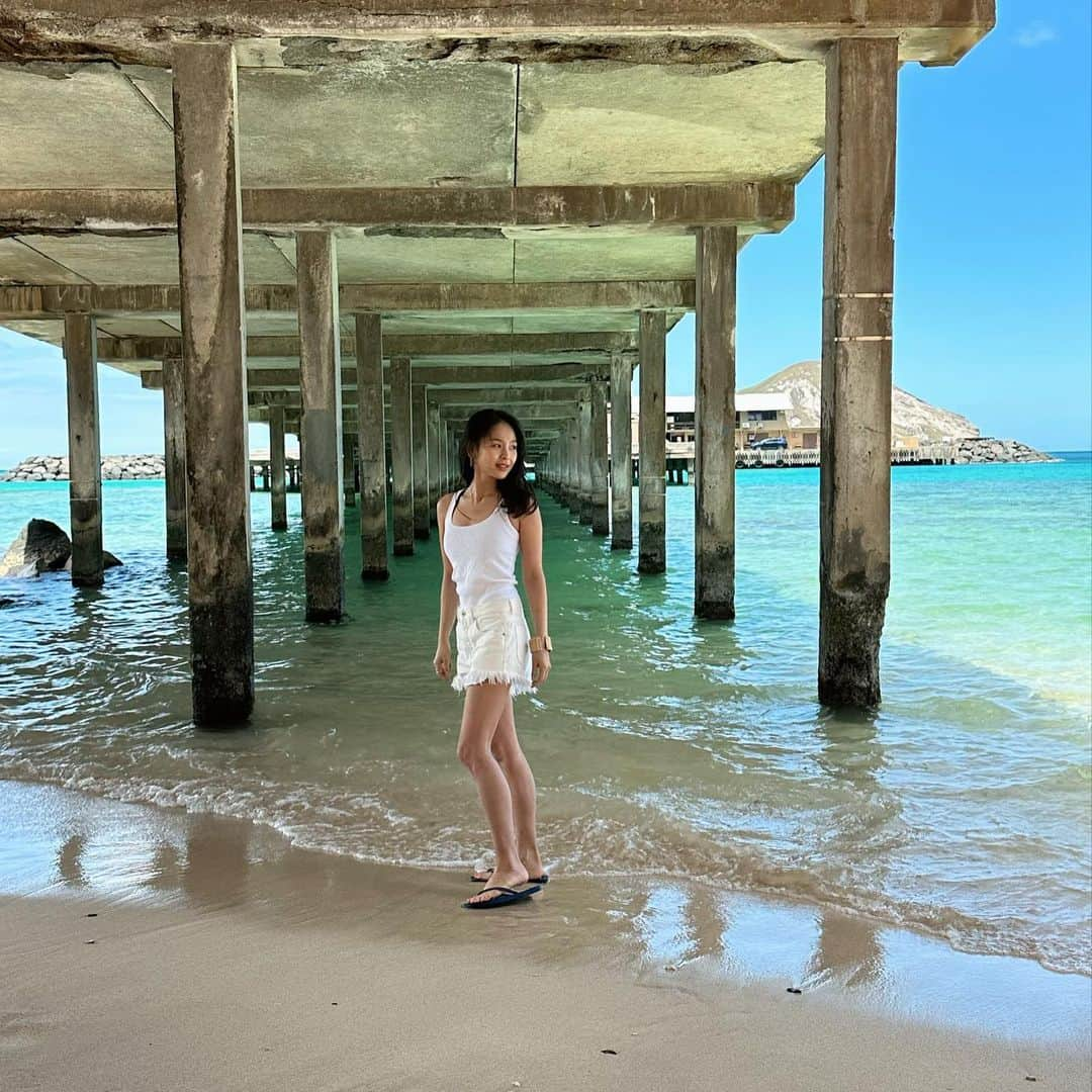 碧井椿さんのインスタグラム写真 - (碧井椿Instagram)「_  Makai Research Pier🏝  写真スポット🤳」4月27日 4時35分 - vivichan1325