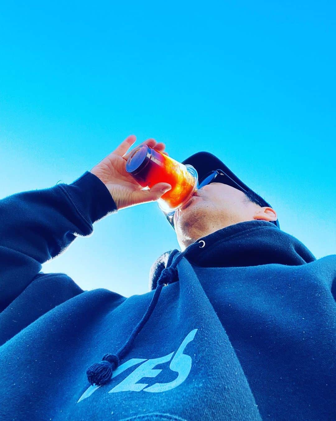 徳永英明のインスタグラム：「#青空」