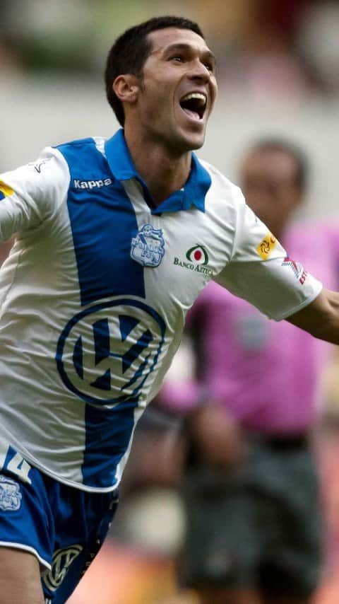 ルイス・ハビエル・ガルシア・サンスのインスタグラム：「#TBT It's been 10 years already since my experience in Mexico. I loved it there , playing for Puebla and Pumas UNAM, tough competition where you need to adapt to climate, travelling and intensity. Beautiful memories i look back today, Couple good goals too !! #TBT #Memories #Mexico #MoreThanaGame」