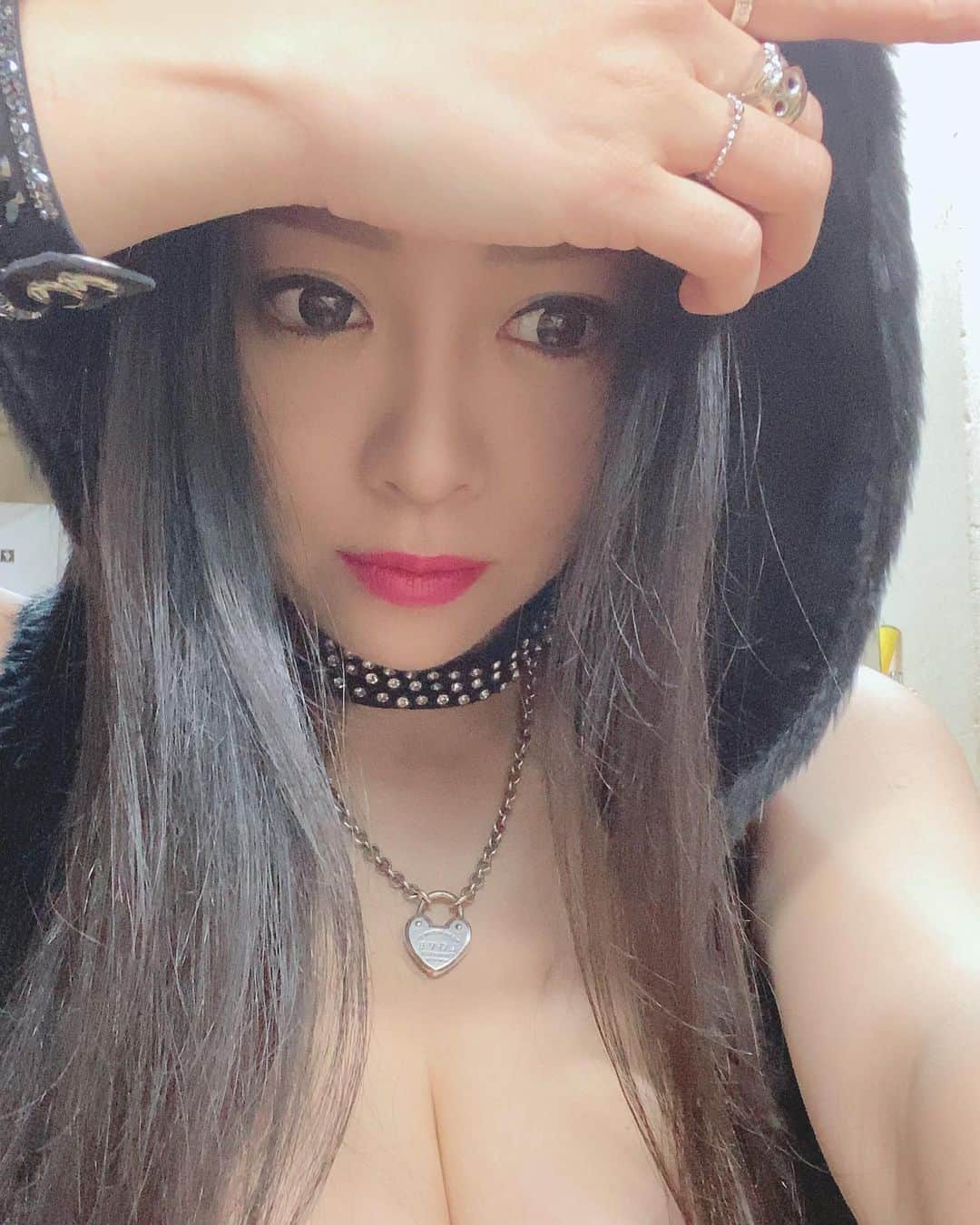 のインスタグラム：「新宿ニューアート７日目  ご来場お待ちしてます❣️」