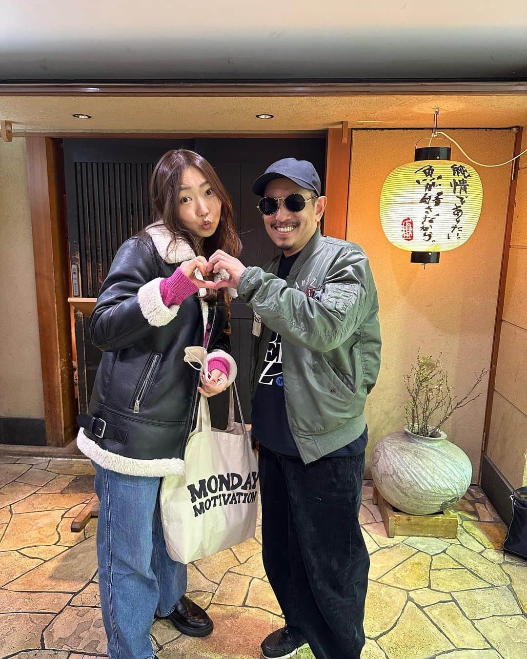 CRAZY COCOさんのインスタグラム写真 - (CRAZY COCOInstagram)「This dope legend is super gentle regardless of what he actually looks🥹🫶  「一生一緒にいてくれや」 って言うてくれんちゃうかなって期待したぐらい DOZAN兄貴の方から ハートマークで写真撮ってくれたのに 結局「一生一緒にいてくれや」は 美人奥様専用でした🫶  さんま御殿で共演させてもらったのがきっかけで 優しくておもしろい @dozan11 さんとgot on well しました🌎💫 情熱的でまっすぐなDozan兄貴！ 最高🥰🥰🥰  #三木道三 #lifetimerespect  #dozan11 #絵本作家に華麗なる転身 #イカつめの見た目とは裏腹に #マンキンのボケをノンストップでかましてくる #ずっとニコニコ笑てはる #店員のお姉さんにも気軽にボケ絡みする #楽しくないわけない #またワールドワイドな話しましょう」4月27日 16時05分 - crazycoco0906