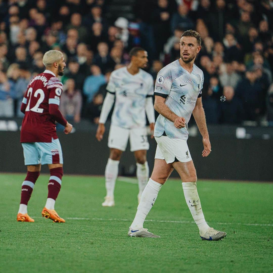 ジョーダン・ヘンダーソンさんのインスタグラム写真 - (ジョーダン・ヘンダーソンInstagram)「Big win in the Capital! 💪 #YNWA」4月27日 7時15分 - jhenderson