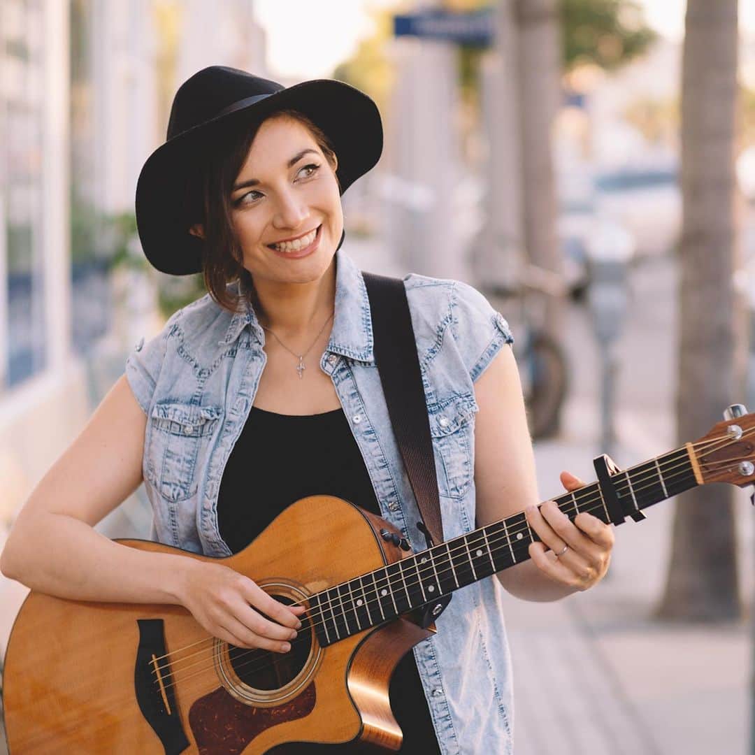 KATのインスタグラム：「Kat is excited to be sharing her Kintsugi works through @co_mrkt and to be performing a special nursery rhymes setlist at Kibō Nobori Children’s Day Festival.   ✨✨✨  Kat McDowell makes music with an Ocean Pop sound delivered in a blend of Japanese and English that is uniquely her own.   Kat’s career started with a record that no 1. on the vinyl charts in Japan and she has since been touring and releasing multiple albums since 2007.  Kat’s song "Kokoro no Kakera" inspired by the art form of Kintsugi, won Grand Prize in the John Lennon Songwriting Competition in 2021, and she has also been teaching Kintsugi workshops since 2021 both virtually and in Los Angeles.   FREE WITH RSVP! Link in bio 🔗」