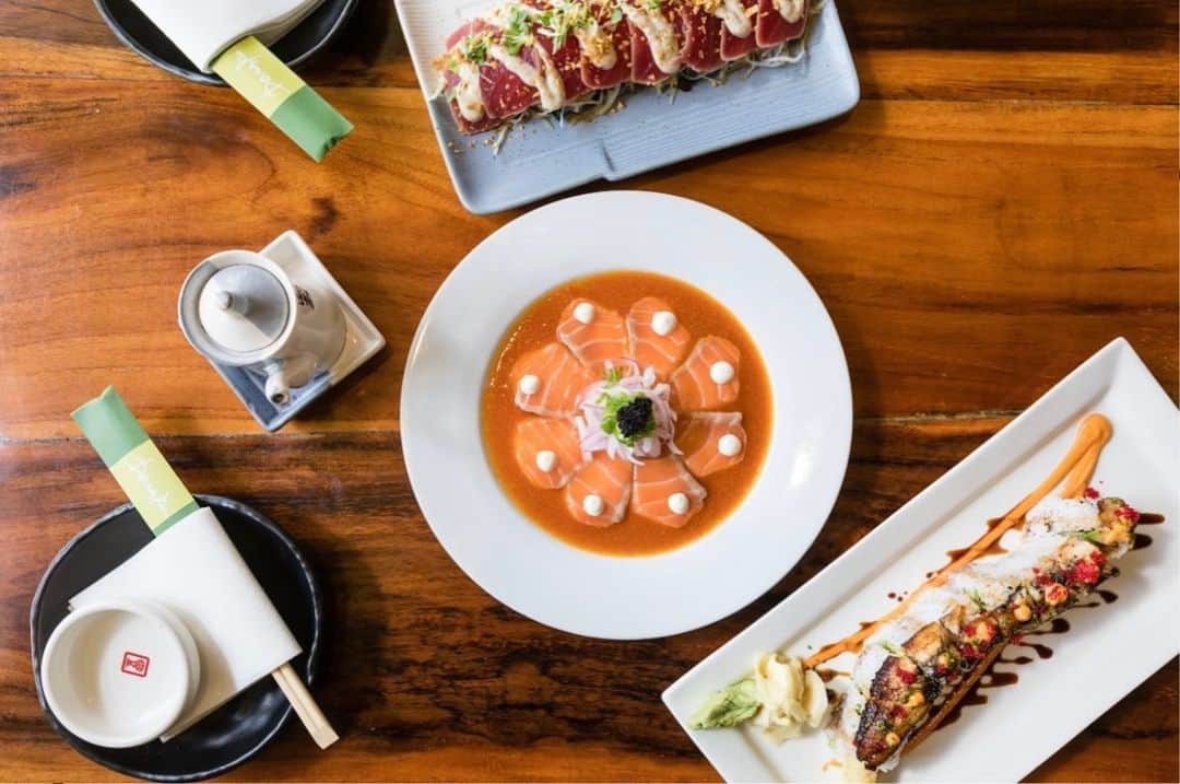 のインスタグラム：「ワイキキの中心で美味しい日本食を試してみてはいかがですか？B館3階の「道楽」で、その味をお楽しみください✨  #ハワイ #ハワイ旅行 #ハワイ観光 #ロイヤルハワイアンセンター」