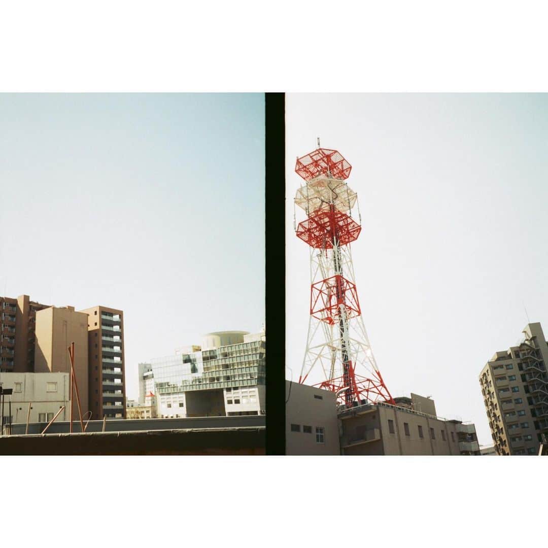 のインスタグラム：「. 街」