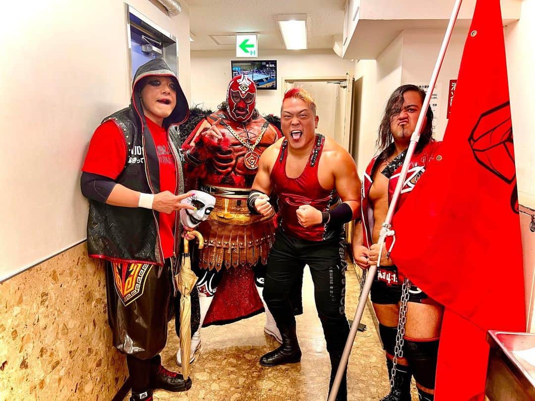 のインスタグラム：「BULKORCHESTRA 💪💪💪💪 #fitness  #training  #workout  #筋肉 #筋トレ #トレーニング #ジム #ワークアウト  #kazmasakamoto #prowrestling #プロレス #プロレスラー #エニタイムフィットネス #ゴールドジム  #ProWrestling #rude #heel #villain  #GLEAT #GPRO #LIDET #GPP #ガチムチ #バルクオーケストラ #BULKORCHESTRA」