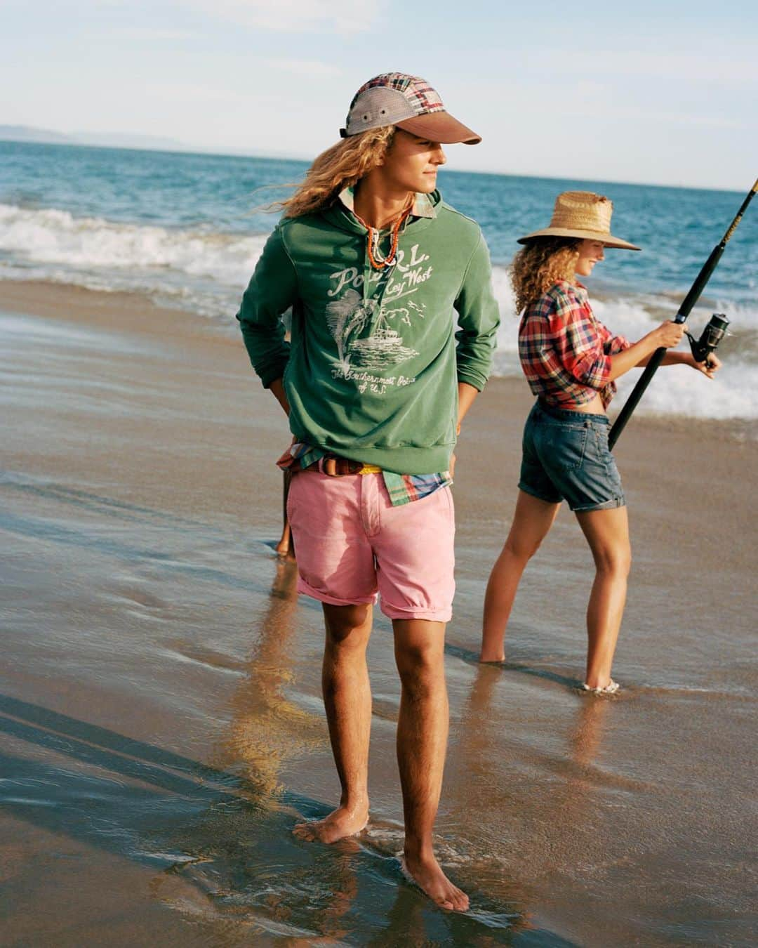 Polo Ralph Laurenさんのインスタグラム写真 - (Polo Ralph LaurenInstagram)「Inspired by the relaxed ease of life on the beach, signature #PoloRalphLauren soft-hued styles capture a look of casual, coastal heritage.   Discover the Studio by the Sea collection via the link in bio.   #PoloRLStyle」4月29日 4時00分 - poloralphlauren