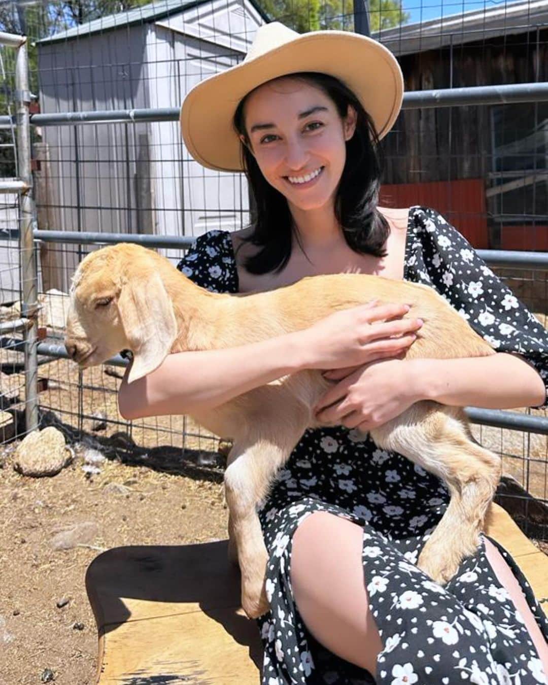 国木田彩良のインスタグラム：「Happy kid in her happy place 💖 🥛」