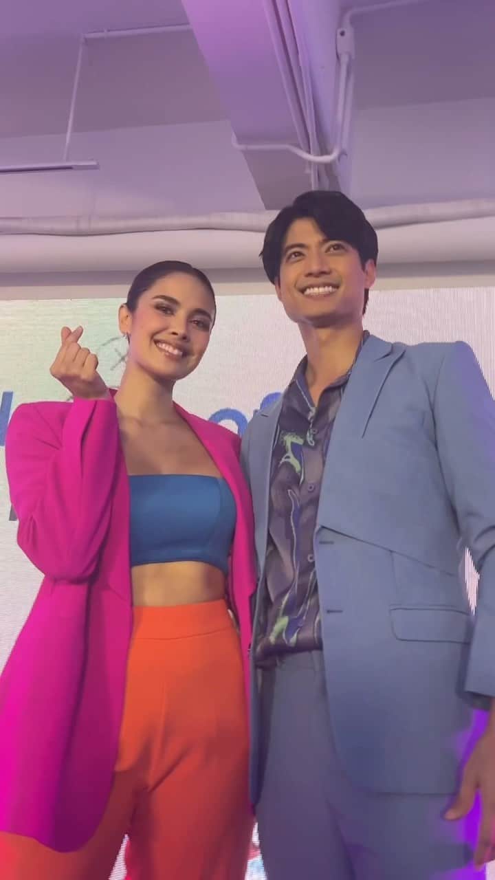 ミーガン・ヤングのインスタグラム：「GM from Bonez and Fofo! Last night we hosted the launch of Reen Barrera’s NFT Collection - HOUSE OF OHLALA ✨Aside from hosting, we also had fun talking and getting to know other art collectors, web3 individuals and the GCASH team! We even got Reen to sign the notebooks that were given at the event!! In partnership with GCash, Likha and Vinyl on Vinyl, the collection is based on his signature character “Ohlala”. To learn more about it and see other featured artists whose works you can easily access, check out the GCrypto NFT Hub at https://www.gcash.com/services/gcrypto/nft 🤍 Can’t wait to see the future collections!」