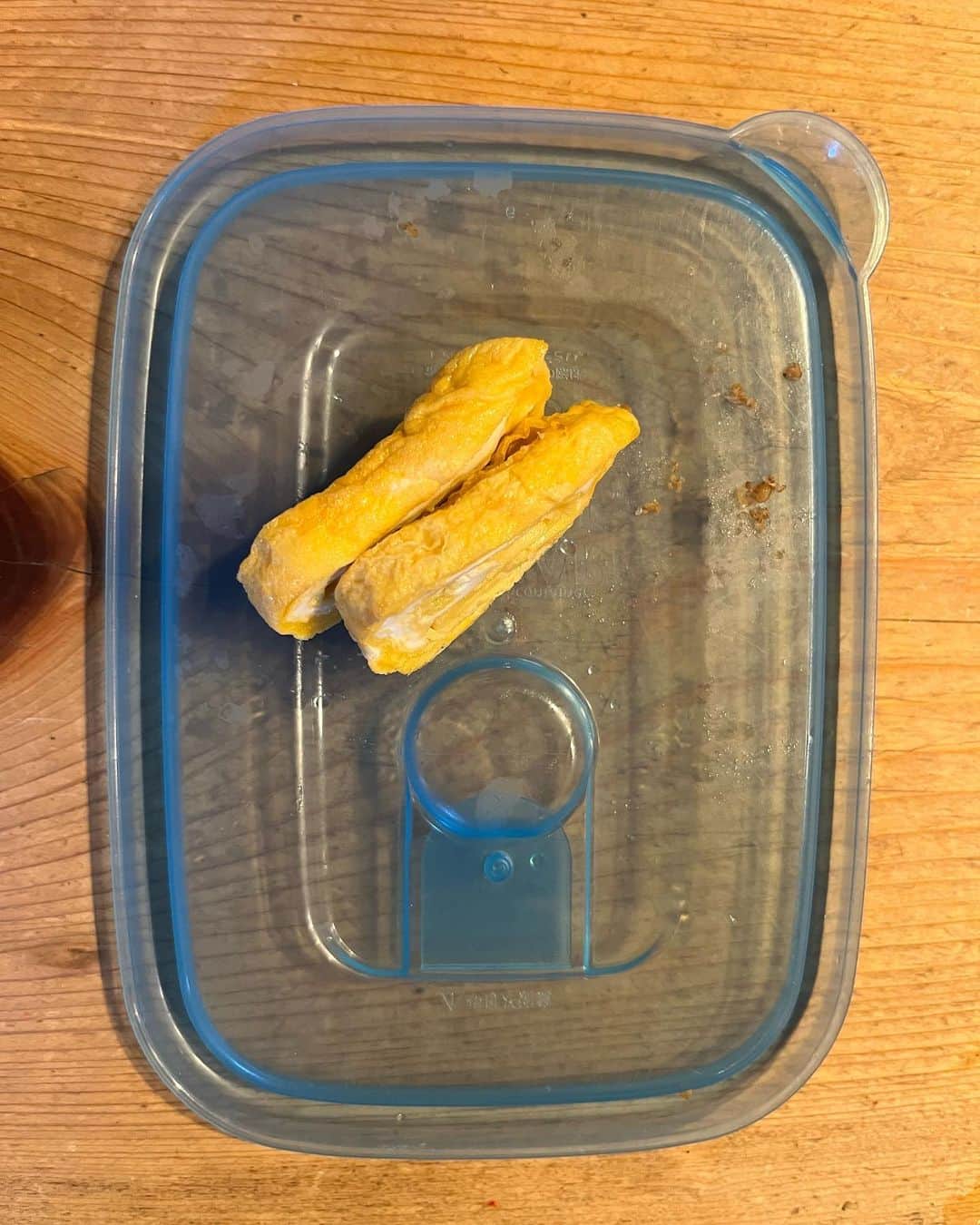 村越周司さんのインスタグラム写真 - (村越周司Instagram)「カマボコばりに薄い卵焼きが入っていました。しかも端切れです。 100%子どもの弁当にはノーマルサイズが入っているのでしょう。 #愛妻弁当」4月27日 11時22分 - murakoshi8