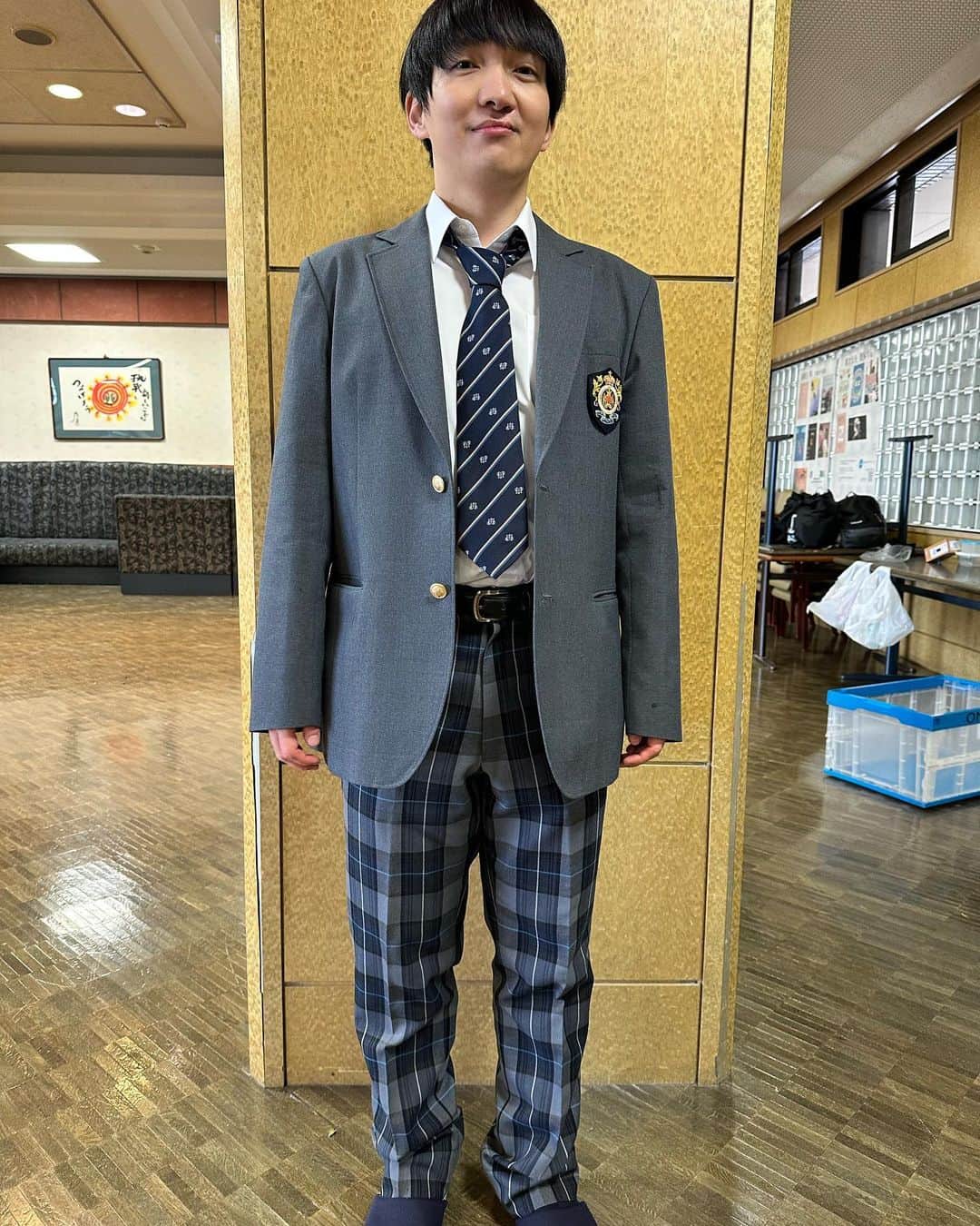 ほしのディスコのインスタグラム：「33歳。学生服。目指せ40歳。 #春は短し恋せよ男子 #ありがとうございました」