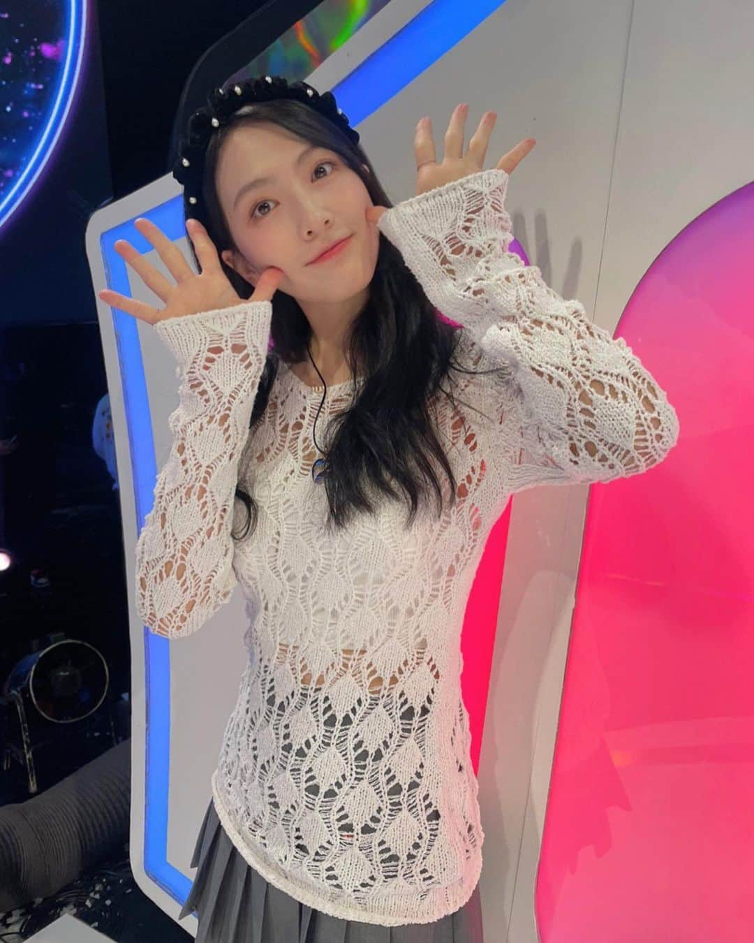 知英のインスタグラム：「🤗🎶🎤✨」