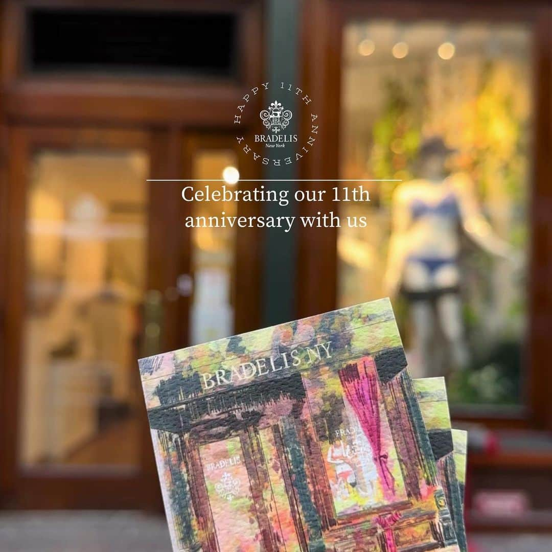 ブラデリスのインスタグラム：「Celebrate Bradelis’s 11th anniversary at our Madison Store on 28th St.  Date: Friday, April 28th, 2023 Time: 4pm to 7pm Get a free gift🎁and enjoy complimentary drinks and snacks when you visit.  #bradelis #newyorkevents #celebration #freeevent #nyc #nomadny #newyorkcity #newyorkcityevents #shoppingevent #happyfriday」