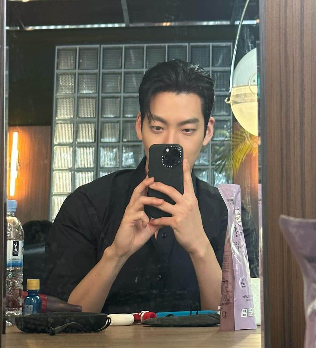 キム・ウビンさんのインスタグラム写真 - (キム・ウビンInstagram)「🙂」4月27日 12時22分 - ____kimwoobin