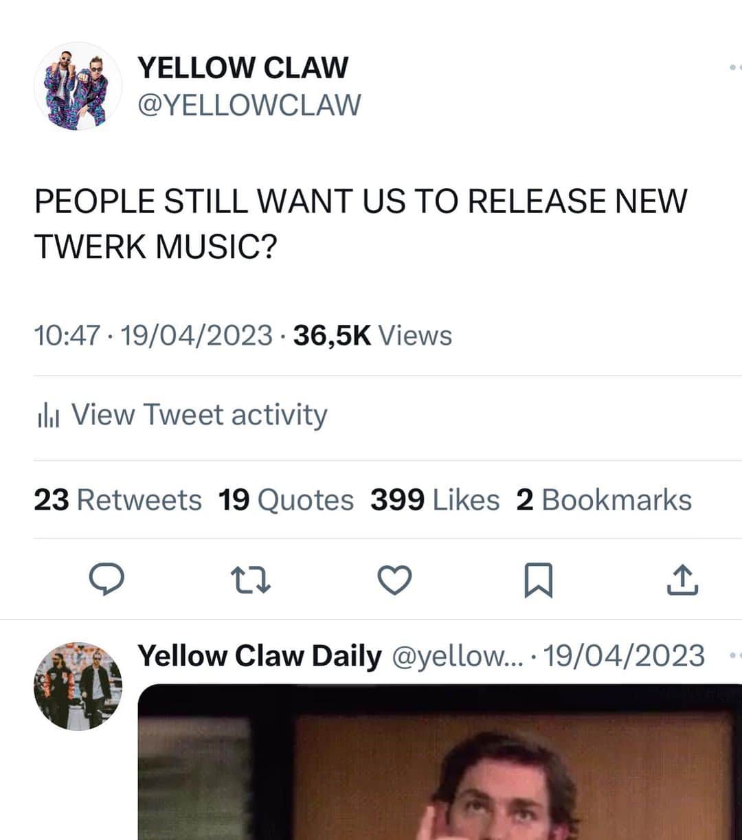 Yellow M.F. Clawのインスタグラム：「IM SITTING HERE IN THE MIDDLE OF THE NIGHT IN THE MIDDLE OF THE STREET CONTEMPLATING IF THE PEOPLE REALLY STILL WANT US TO RELEASE THIS 2023 TWERK ANTHEM TOMORROW. SHOW ME SOME 🍑🍑🍑 IN THE COMMENTS TO SUPPORT A EMOTIONALLY STRUGGLING ARTIST.」