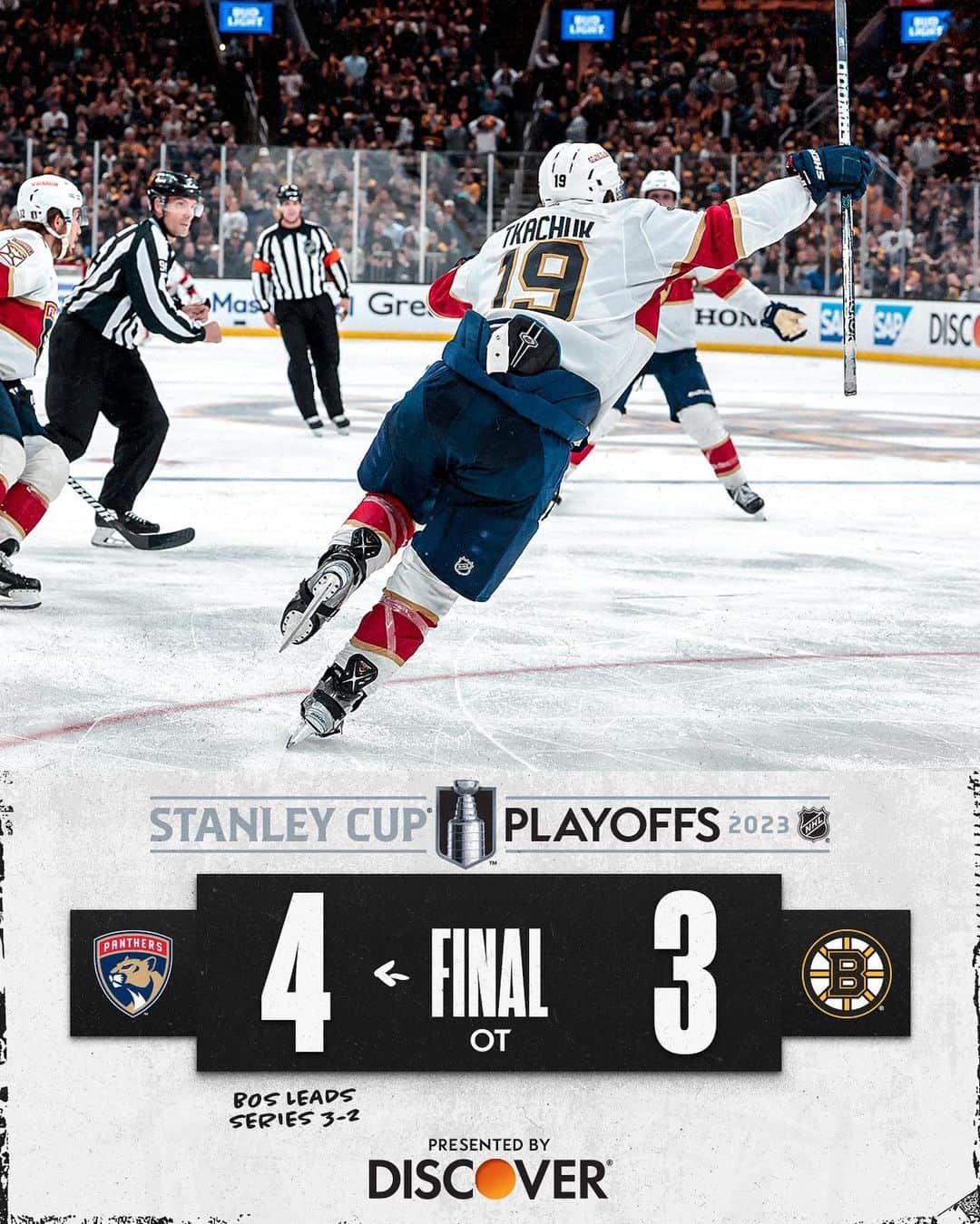NHLさんのインスタグラム写真 - (NHLInstagram)「The @seattlekraken took a 3-2 series lead over the defending #StanleyCup champions while the @flapanthers kept their season alive via a @matthew_tkachuk OT winner! 🤭   Your final scores from this wild Wednesday!」4月27日 14時02分 - nhl
