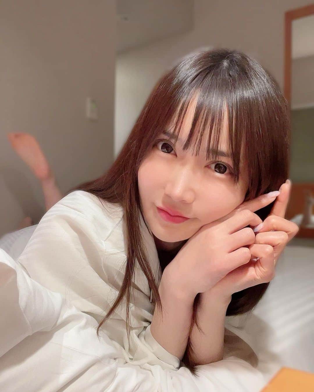 高森ゆなさんのインスタグラム写真 - (高森ゆなInstagram)「🌙 𓂃 𝐺𝑜𝑜𝑑 𝑛𝑖𝑔ℎ𝑡 👼🏻𓂃𓈒𓏸 . . .  #goodnight #パジャマ #パジャマ女子  #グラビア #グラビアアイドル  #アイドル  #お姉さん  #model #portrait  #japanesegirl #fashion #cute #pj #fashionphotography #asiangirls  #sexy #likes4like #likesforlike #rinda #かわいい  #ファインダー越しの私の世界  #撮影会 #撮影会モデル #写真好きな人と繋がりたい #カメラ好きな人と繋がりたい #被写体 #被写体モデル #셀카 #좋아요반사  #뷰티」4月28日 0時05分 - yuna_takamori