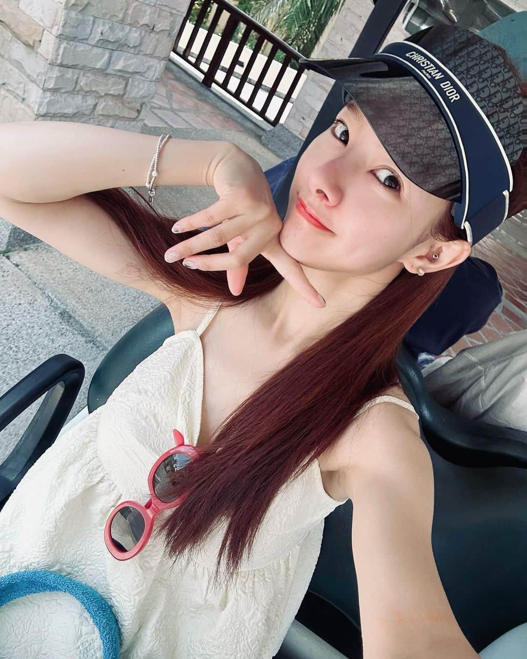 キム・ソウンのインスタグラム：「데헷ㅎㅎㅎㅎ #홀리데이인카오락」