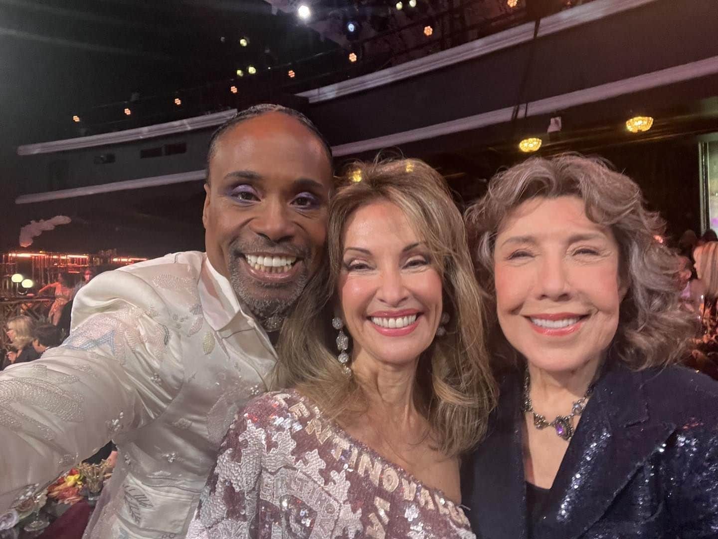 スーザン・ルッチのインスタグラム：「LILLY, BILLY and Me!!!  Before last night’s Carol Burnett —90 Years of Laughs and Love! We were all there to pay tribute to fabulous Carol—and had so much fun meeting each other, too🥰🥰🥰💃🏽💃🏽💃🏽」