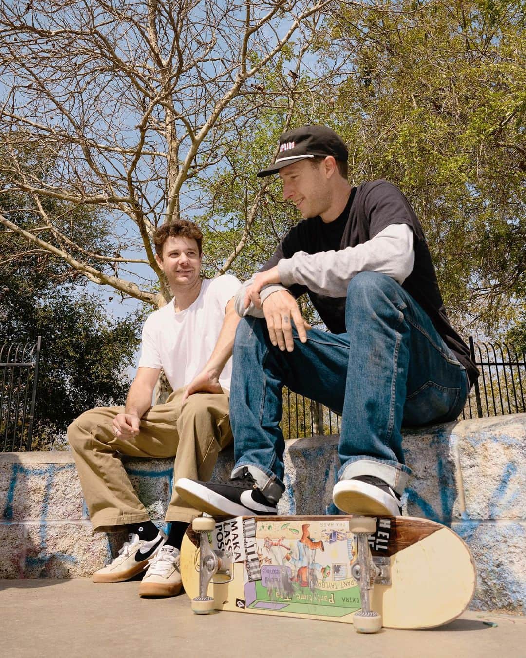 NIKEさんのインスタグラム写真 - (NIKEInstagram)「Blaze together. @erickoston 🤝 @vtanderson  The durability of the Blazer GTs keep you skating all day while your friends keep the vibes high.  Shop the In the Wild x LA collection now.」4月28日 1時01分 - nike