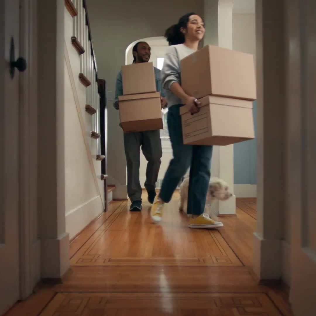 IKEA USAのインスタグラム：「A better everyday is just a blue bag away! From big life changes to finishing touches that brings your home to life, you can make the most of every dollar when you shop at IKEA. Explore more at the link in bio. #IKEAgivingbag」