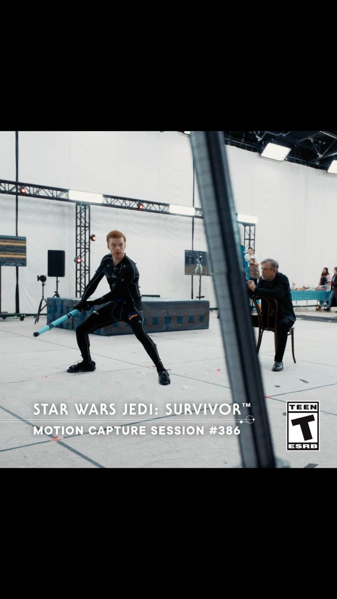キャメロン・モナガンのインスタグラム：「#ad The Force is strong with us @MarkHamill! #StarWarsJediSurvivor」