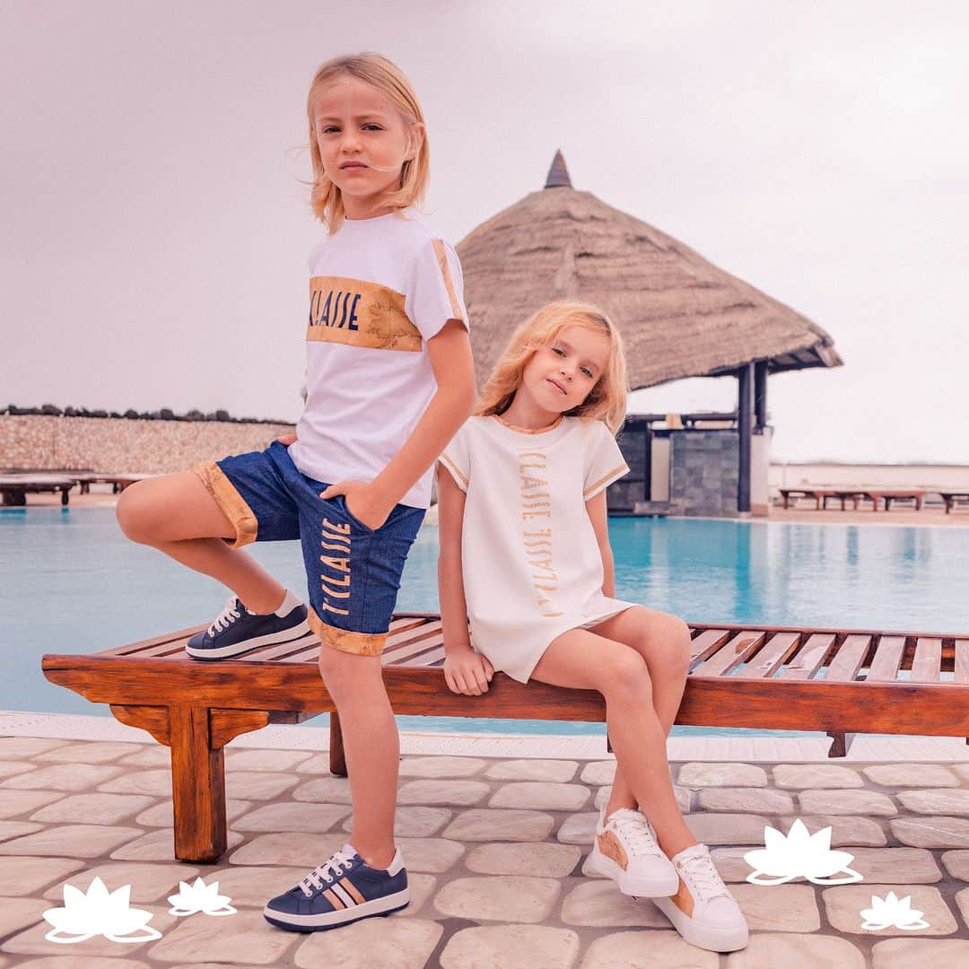 プリマクラッセのインスタグラム：「Basking in the sun and creating lifelong memories in the #AM1CJunior Collection. 🌻  #AM1C #SS23」