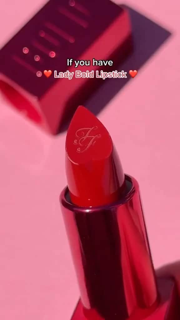 Too Facedのインスタグラム：「Our must have products for a juicy, red cherry syrup lip: Lady Bold Lipstick & Lip Injection Maximum Plump 🍒💋💄😍 Tap to shop the kit! #toofaced #tfcrueltyfree #tfladybold #toofacedlipinjection」