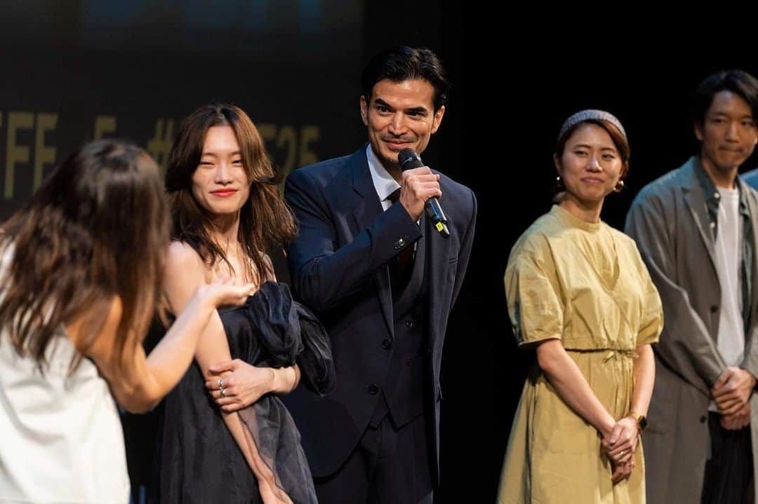 尚玄さんのインスタグラム写真 - (尚玄Instagram)「“DECEMBER” Italian Premiere at udine FAR EAST FILM festival. I was overwhelmed by thunderous applause!!   ウディネの観客の皆様の鳴り止まない拍手に感極まりました。また新作と共に帰ってこれるように頑張ります。  ©AliceDurigatto ＃FEFF25」4月27日 16時44分 - shogenism