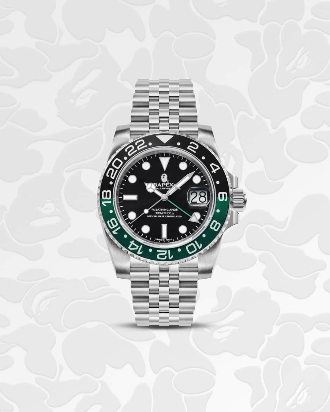 ア ベイシング エイプさんのインスタグラム写真 - (ア ベイシング エイプInstagram)「TYPE 2 BAPEX® with two-tone dials are releasing on BAPE.COM Friday, April 28th, and at BAPE STORE® on Saturday, April 29th. #abathingape #bape #bapex」4月27日 18時03分 - bape_japan