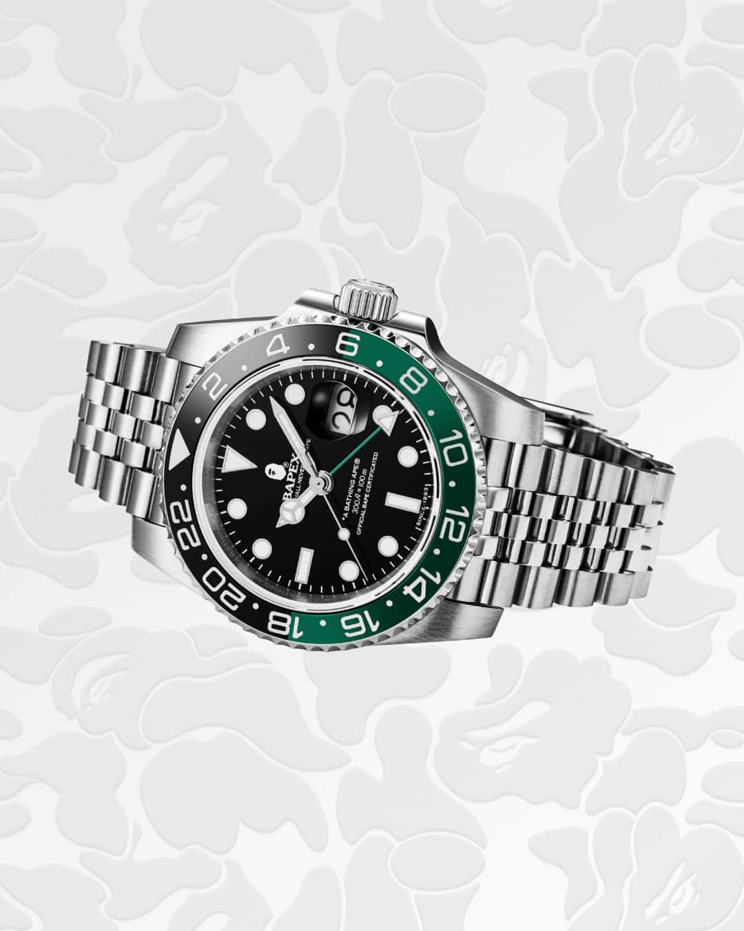 ア ベイシング エイプさんのインスタグラム写真 - (ア ベイシング エイプInstagram)「TYPE 2 BAPEX® with two-tone dials are releasing on BAPE.COM Friday, April 28th, and at BAPE STORE® on Saturday, April 29th. #abathingape #bape #bapex」4月27日 18時03分 - bape_japan