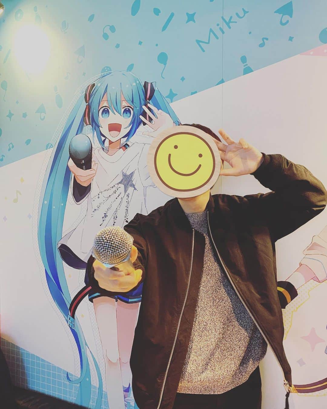 Chinozoのインスタグラム：「ラウンドワンさんのコラボルームにいってきた♪」