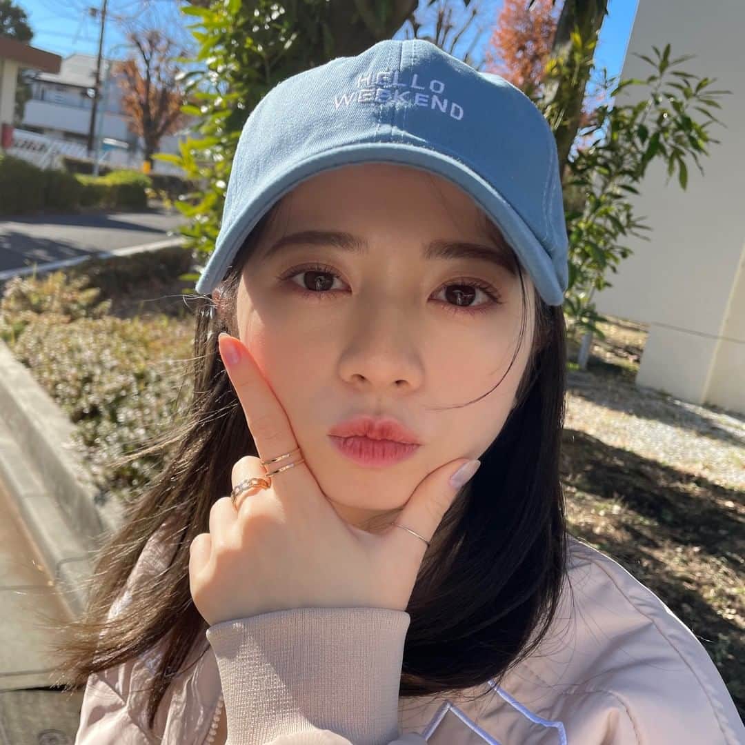 Seventeenさんのインスタグラム写真 - (SeventeenInstagram)「またまた #桜田ひより ちゃん💙💙 STのSNSでひよりんに会えるのは4月いっぱいまで😵‍ まだまだオフショを沢山お届けするよっ💕  リールにUPして大好評だった動画の写真バージョン👼 ひよりんのオフショット動画はST-TikTokにも投稿しているから 合わせてチェックしてみてね🎵 (リールとは別の動画だよ😎)  #セブンティーン #Seventeen #ST #雑誌 #春号  #ひよりん #女優 #春服  #STモデル #セブンティーンモデル #STモ #美少女 #美女 #model #모델 #可愛い女の子 #撮影 #オフショット #オフショ #撮影オフショ #Seventeen春号 #セブンティーン春号」4月27日 18時30分 - seventeenjp_mag