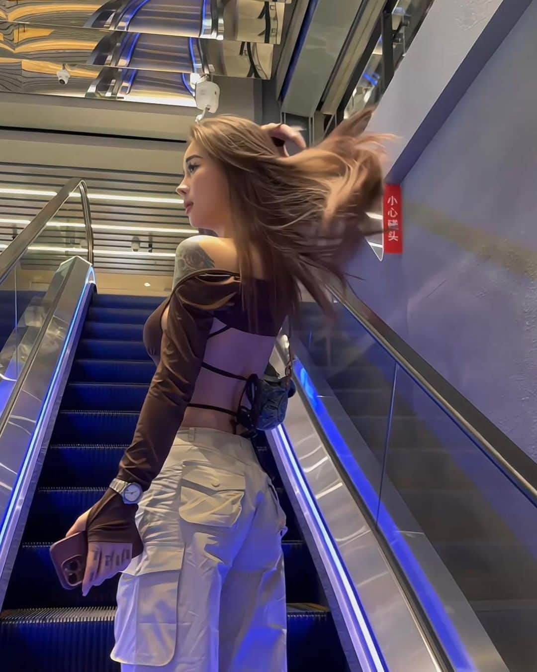 Abby Chenのインスタグラム：「新髮色」
