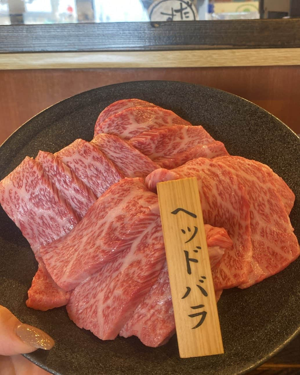 焼肉らんどのインスタグラム：「こんばんは🌇焼肉らんどです🙌🏻  ✨GW✨ チラホラですがご予約頂いております‼️‼️ まだ少しお席空いておりますので、お早めのご予約お待ちしております😆😆  折角のGW🔥 美味しいお肉で過ごしませんか⁉️  #gw #ヘッドバラ #春 #八尾#八尾市#近鉄八尾#近八尾#東大阪 #八尾グルメ#八尾ランチ#東大阪グルメ #八尾焼肉#焼肉ランチ#焼肉デート #大阪焼肉#大阪グルメ#焼肉屋　 　 #焼肉らんど  #焼肉#焼き肉#肉#肉スタグラム  #焼肉好きな人と繋がりたい　 #一人焼肉」