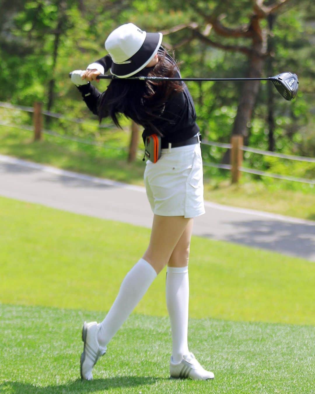 リュ・ヒョヨンさんのインスタグラム写真 - (リュ・ヒョヨンInstagram)「#떼제베cc  #⛳️ #pingdriver #golf」4月27日 19時50分 - ryuhyoyoung93