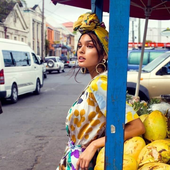 オーレリービダマンのインスタグラム：「Livia Rangel ‘Caribbean Chic’ - Daniela Rettore for Elle Kazakhstan, July 2017 #inspiration #jewellery #aureliebidermann」