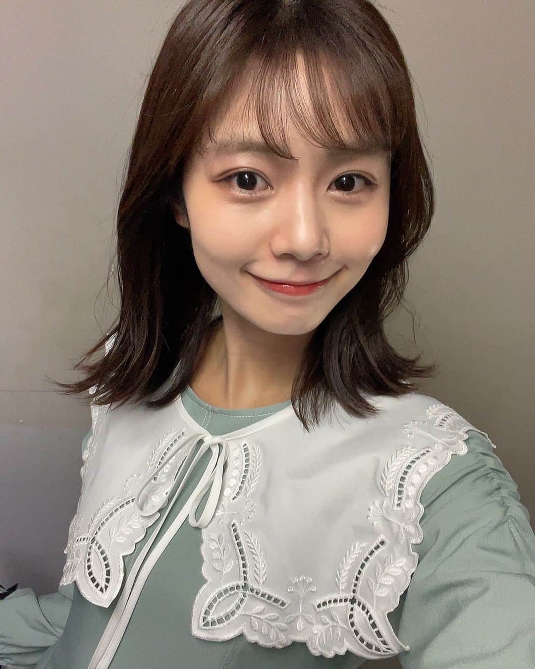 杉浦みずきのインスタグラム：「. また乳酸菌ピーリングいってきた🌸 最近肌荒れ酷くて、、😣 @unelimit_hana さんの安心感すごいです🥹 いつもありがとうございます🤍 今回から、新しくオープンした下北沢店に行かせてもらいます✨ プライベート空間で居心地よかった☺️ @unelimit_official」