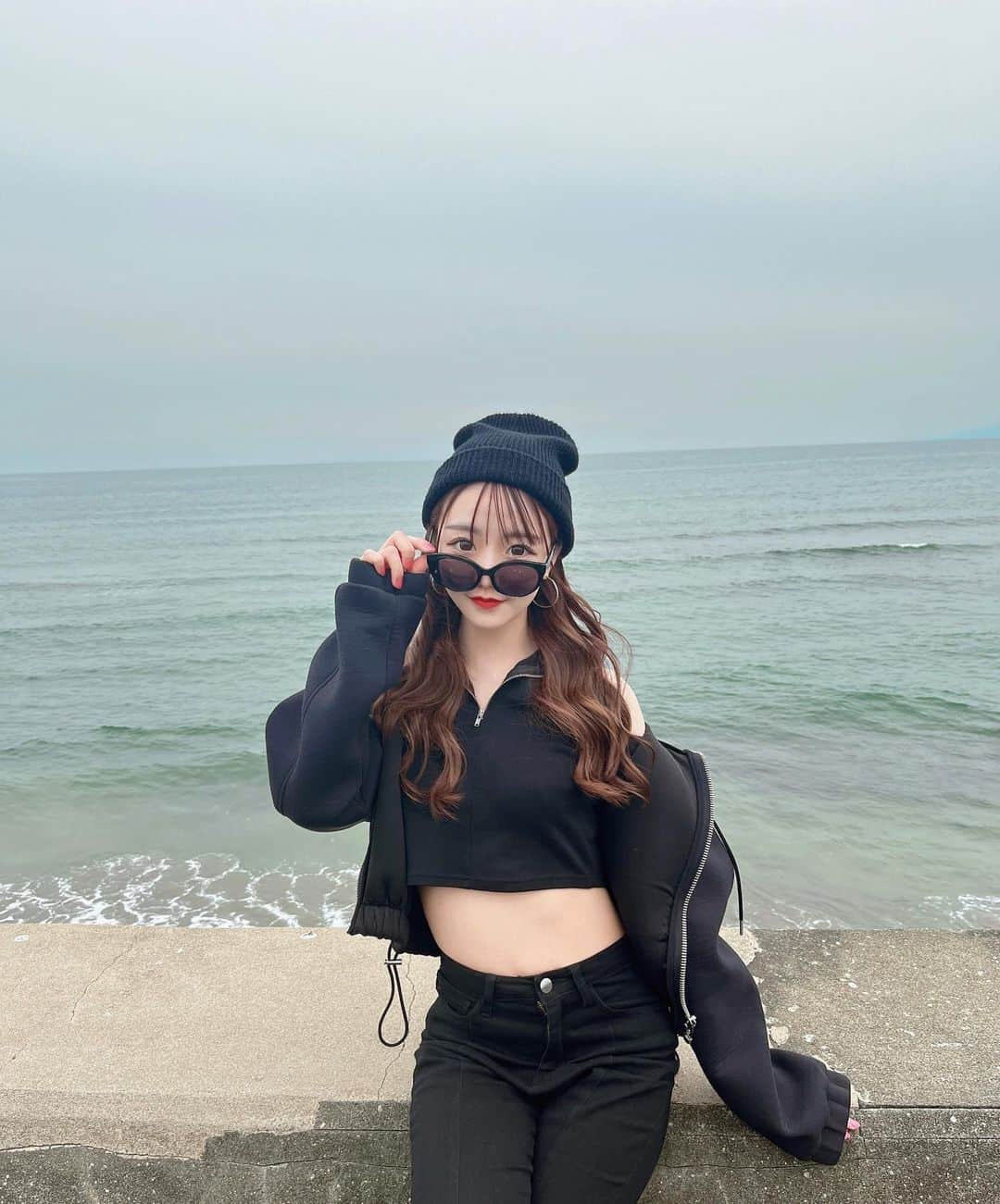 虹川葵のインスタグラム：「・ 大好きな江ノ島ドライブしてきた〜❤️」