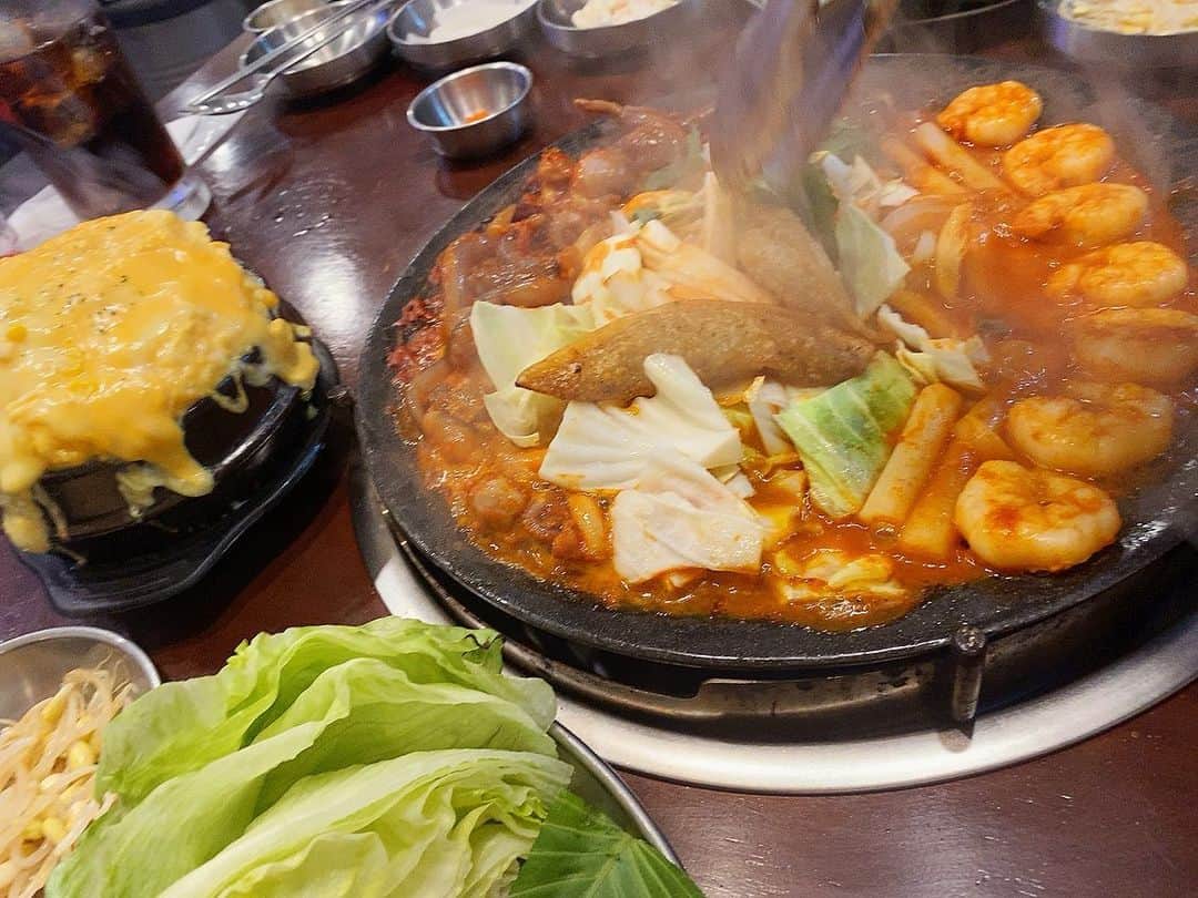水瀬琴音さんのインスタグラム写真 - (水瀬琴音Instagram)「🌸🐈‍⬛🐸🐥💚 ･ チュクミ食べてきた🐙💕 美味し楽しかった～🥰 ･ ･ ･ #チュクミ  #韓国料理  #女子会」4月27日 20時37分 - kotone_dayo___