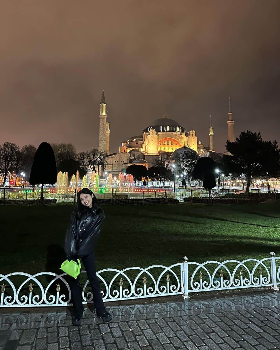 山尾梨奈さんのインスタグラム写真 - (山尾梨奈Instagram)「〻 İstanbul, Türkiye, Mart 2023'te  🌉🌃🛣️🚗🚕🧂🕌✨🫗🥜🐈‍⬛🐾🧆」4月27日 20時47分 - yamarina_1210